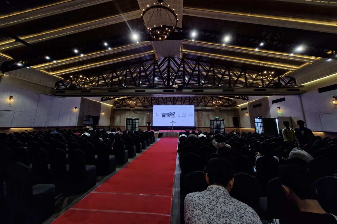The main hall before the opening.