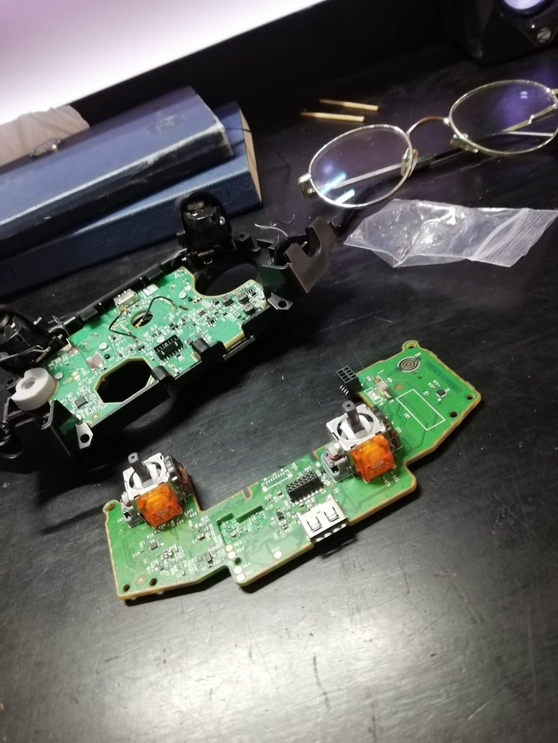 TMR joystick modules soldered in: the orange units.